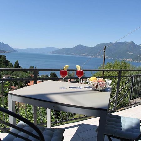 Casa Colmegna Mit Traumhaften See- Und Bergblick Luino Esterno foto