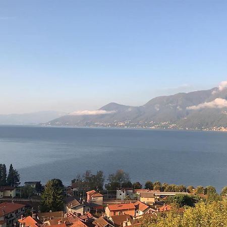 Casa Colmegna Mit Traumhaften See- Und Bergblick Luino Camera foto