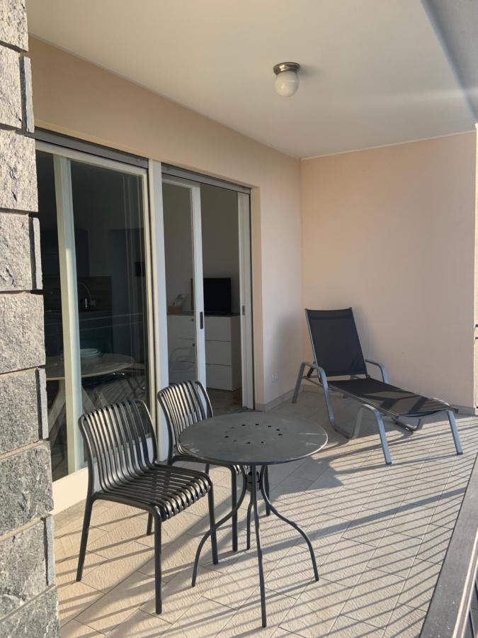 Casa Colmegna Mit Traumhaften See- Und Bergblick Luino Esterno foto