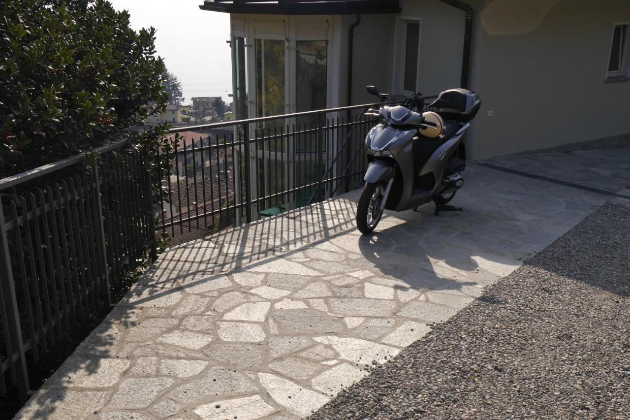Casa Colmegna Mit Traumhaften See- Und Bergblick Luino Esterno foto
